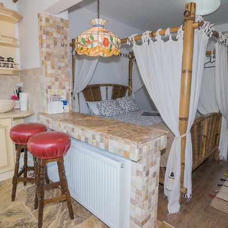 City Center Oasis Apartman Bukarest Kültér fotó