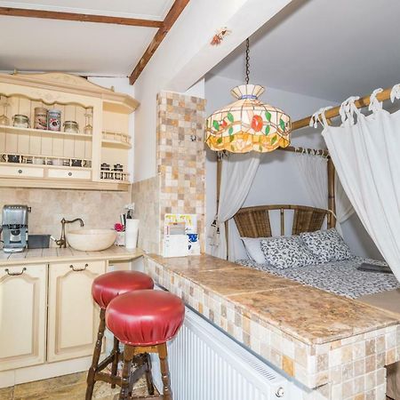 City Center Oasis Apartman Bukarest Kültér fotó