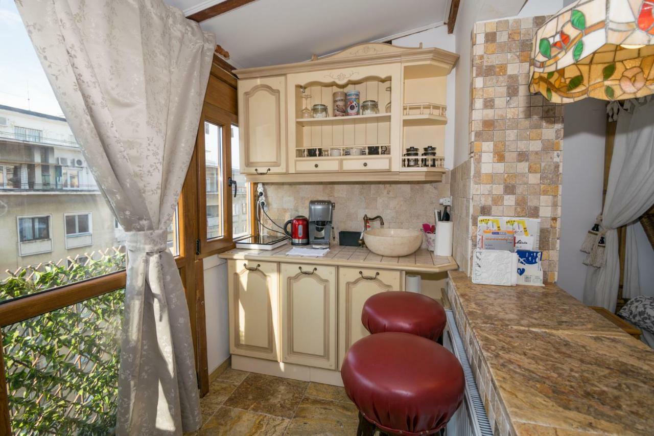 City Center Oasis Apartman Bukarest Kültér fotó